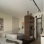 Hotel Allegro
